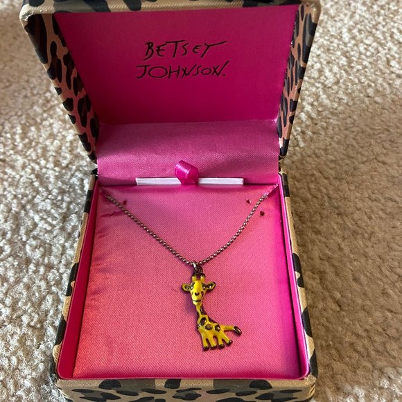 Betsey Johnson Giraffe Necklace - Picture 1 of 2